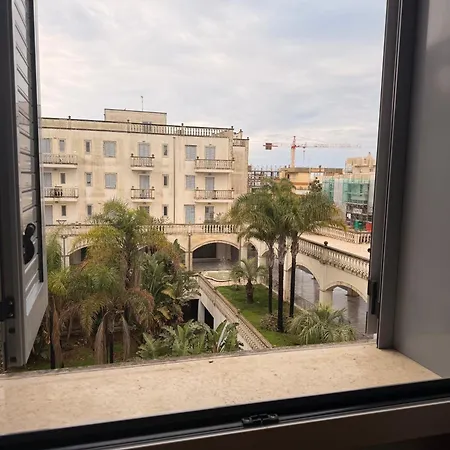 Luxury House Апартаменти *